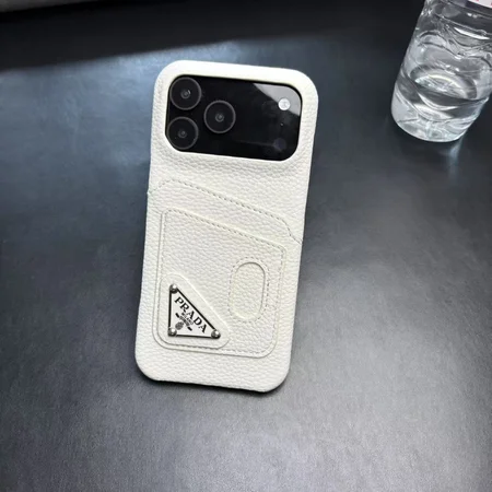 プラダiphone17proケース シュリンクレザー