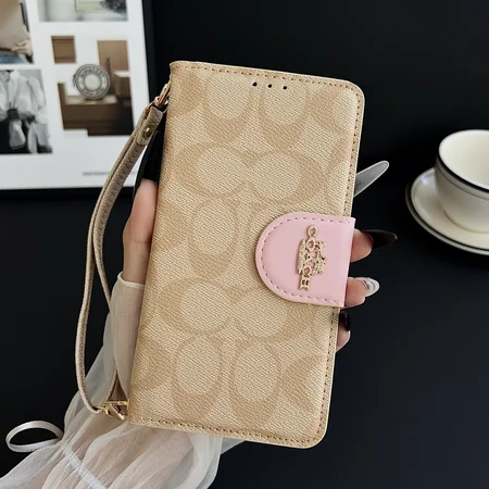 coach iphone17ケース 手帳型