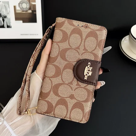 coach iphone17ケース 手帳型