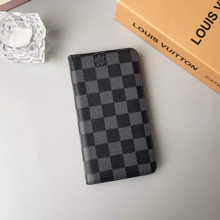 ルイヴィトン iphone17ケース 手帳型