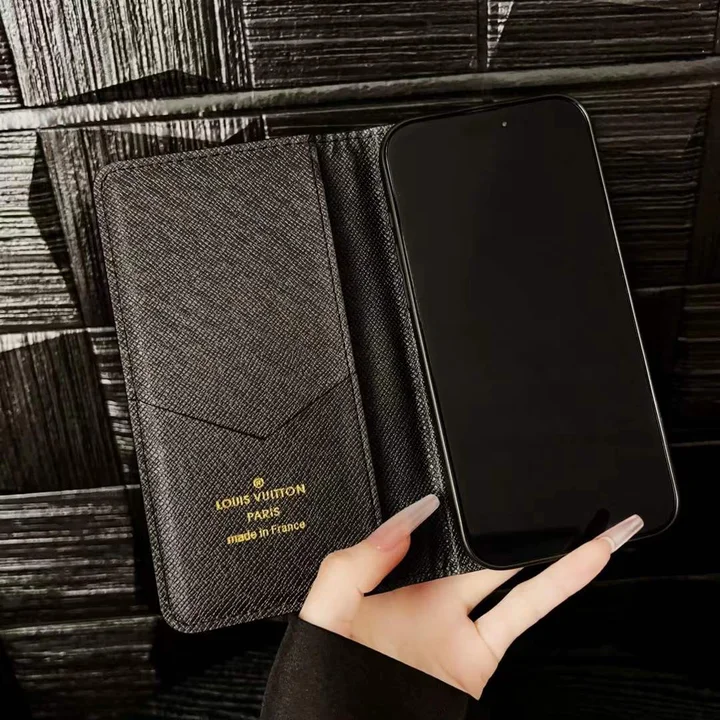 LV iphone17ケース カード 入れ